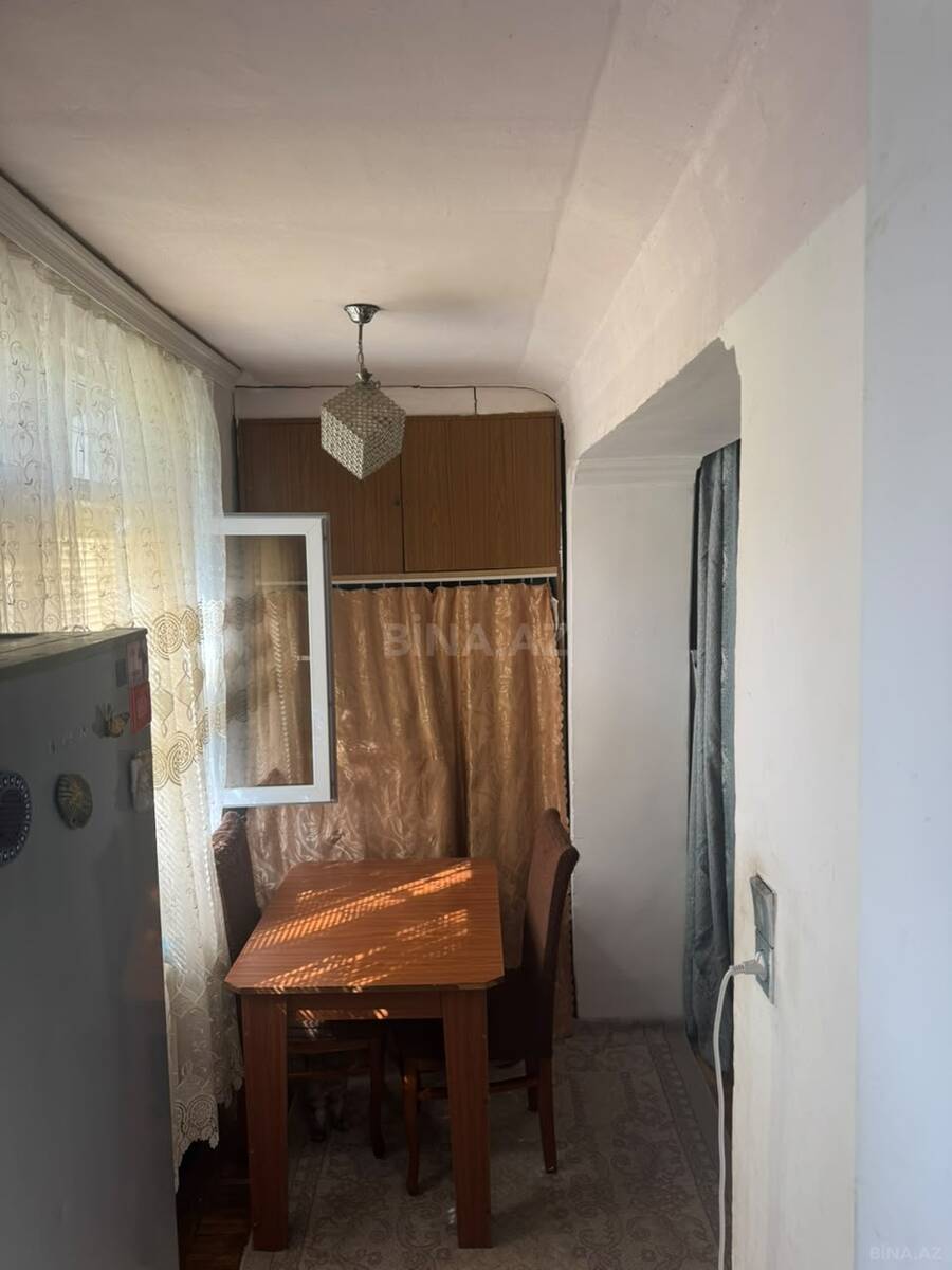 2 otaqlı Köhnə tikili, İnşaatçılar m., Bakı