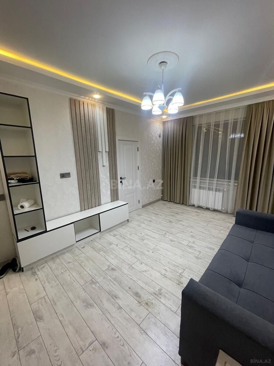 2 otaqlı Köhnə tikili, Memar Əcəmi m., Bakı