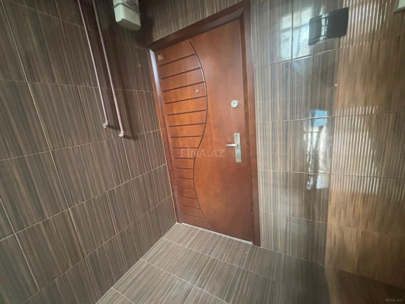 4 otaqlı Köhnə tikili, Qaraçuxur q., Bakı
