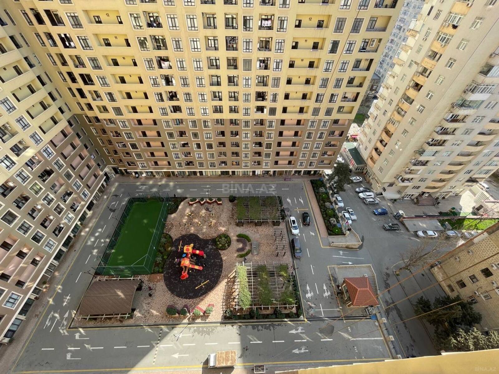 3 otaqlı Yeni tikili, İnşaatçılar m., Bakı