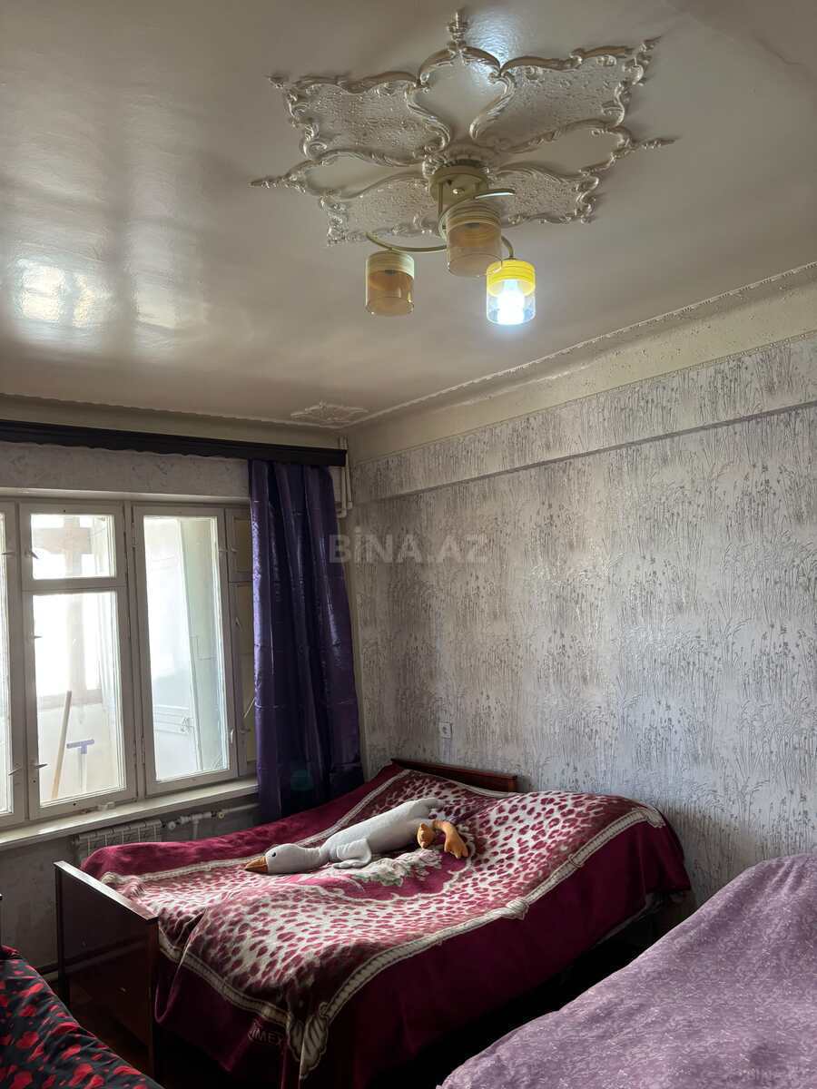 3 otaqlı Köhnə tikili, Elmlər Akademiyası m., Bakı