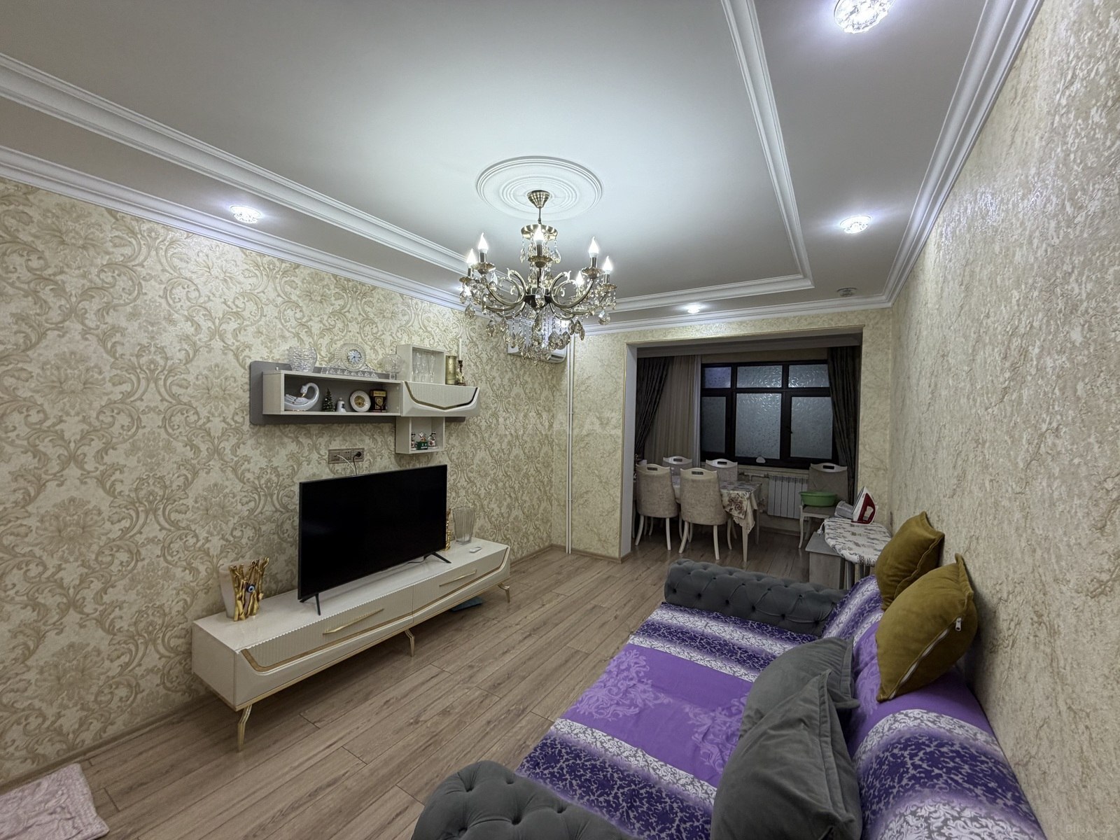 2 otaqlı Köhnə tikili, Azadlıq Prospekti m., Bakı