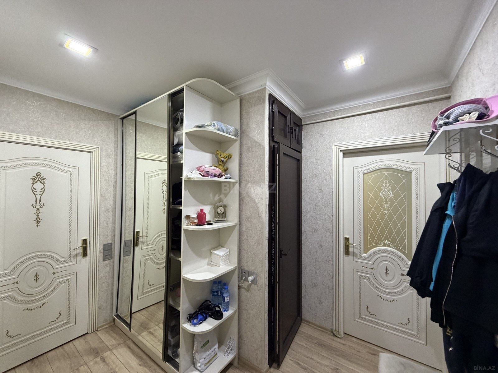2 otaqlı Köhnə tikili, Azadlıq Prospekti m., Bakı
