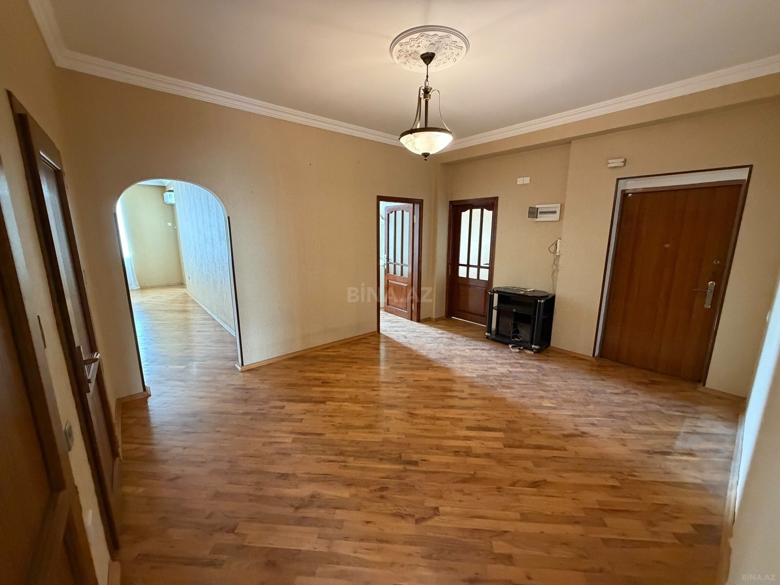 3 otaqlı, 115.0 m², İnşaatçılar