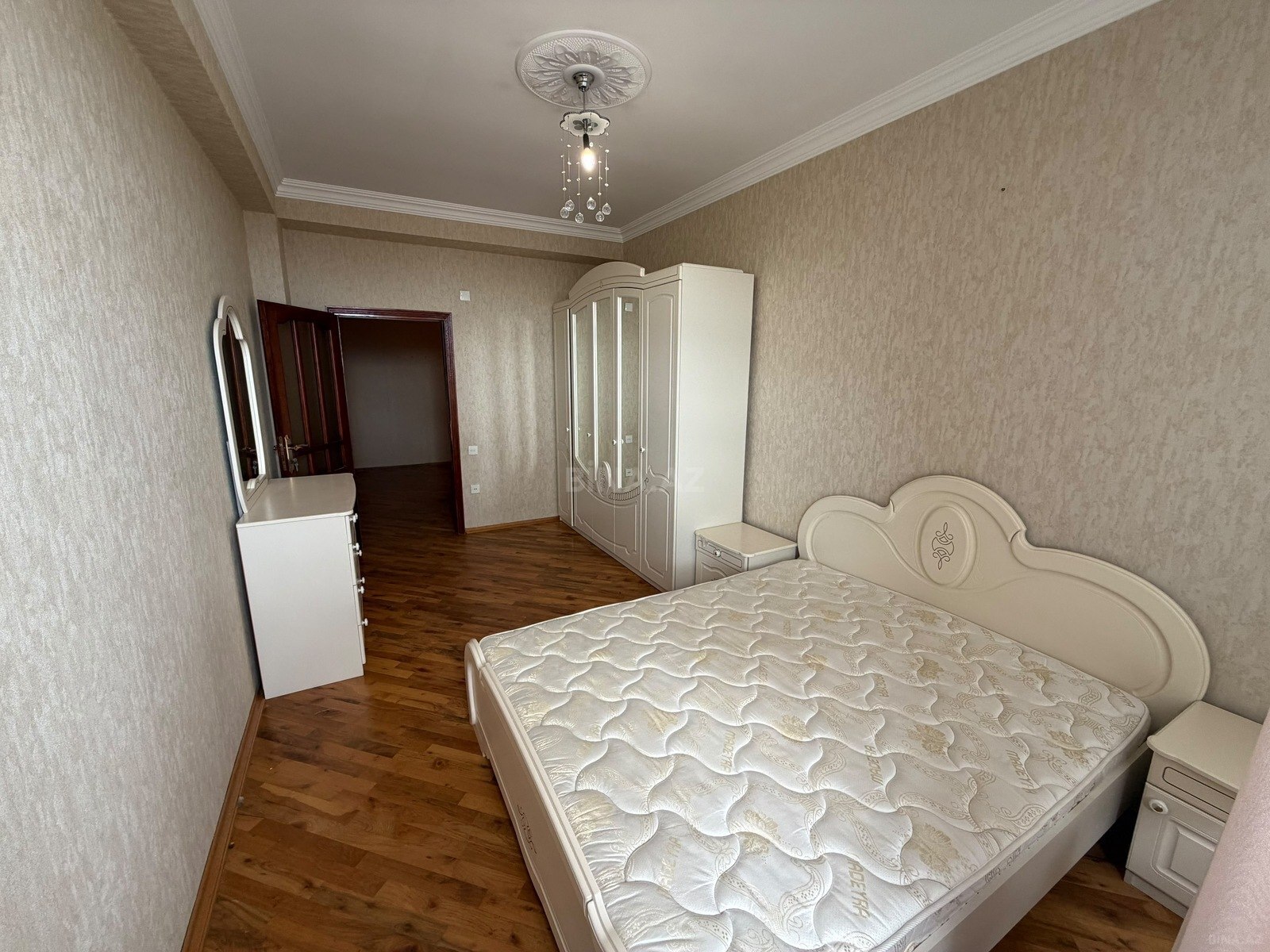 3 otaqlı Yeni tikili, İnşaatçılar m., Bakı