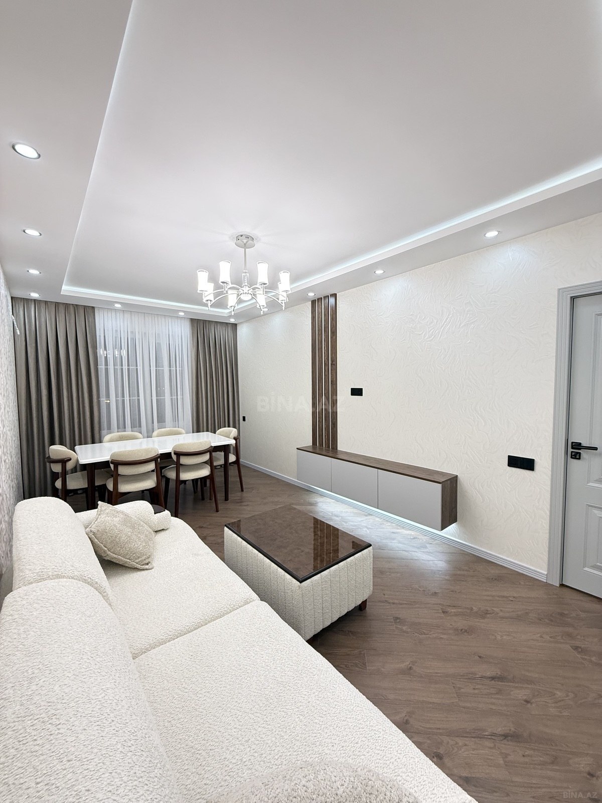 3 otaqlı Köhnə tikili, Əhmədli m., Bakı