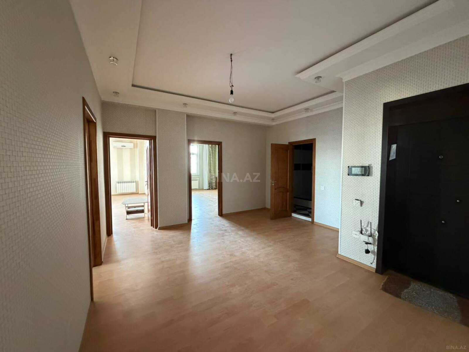 3 otaqlı Yeni tikili, İnşaatçılar m., Bakı