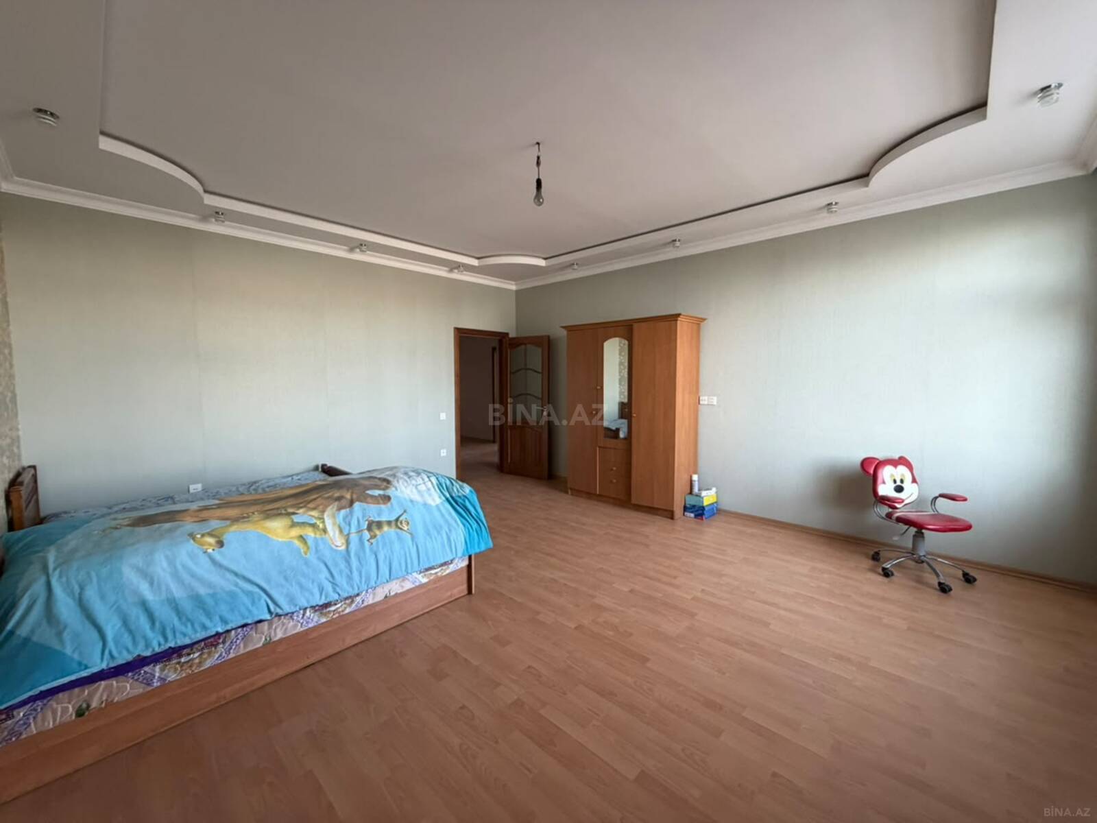 3 otaqlı Yeni tikili, İnşaatçılar m., Bakı