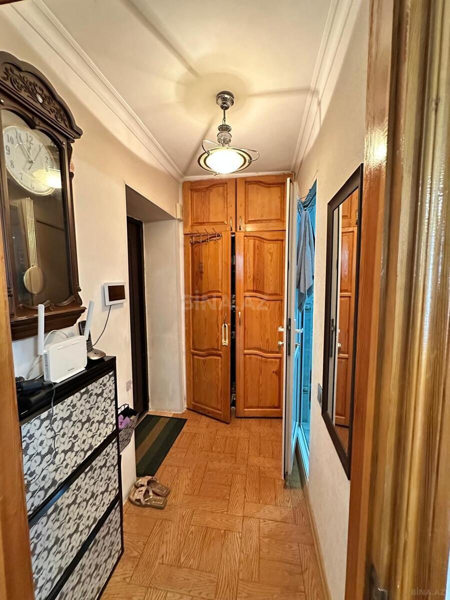 2 otaqlı Köhnə tikili, Elmlər Akademiyası m., Bakı