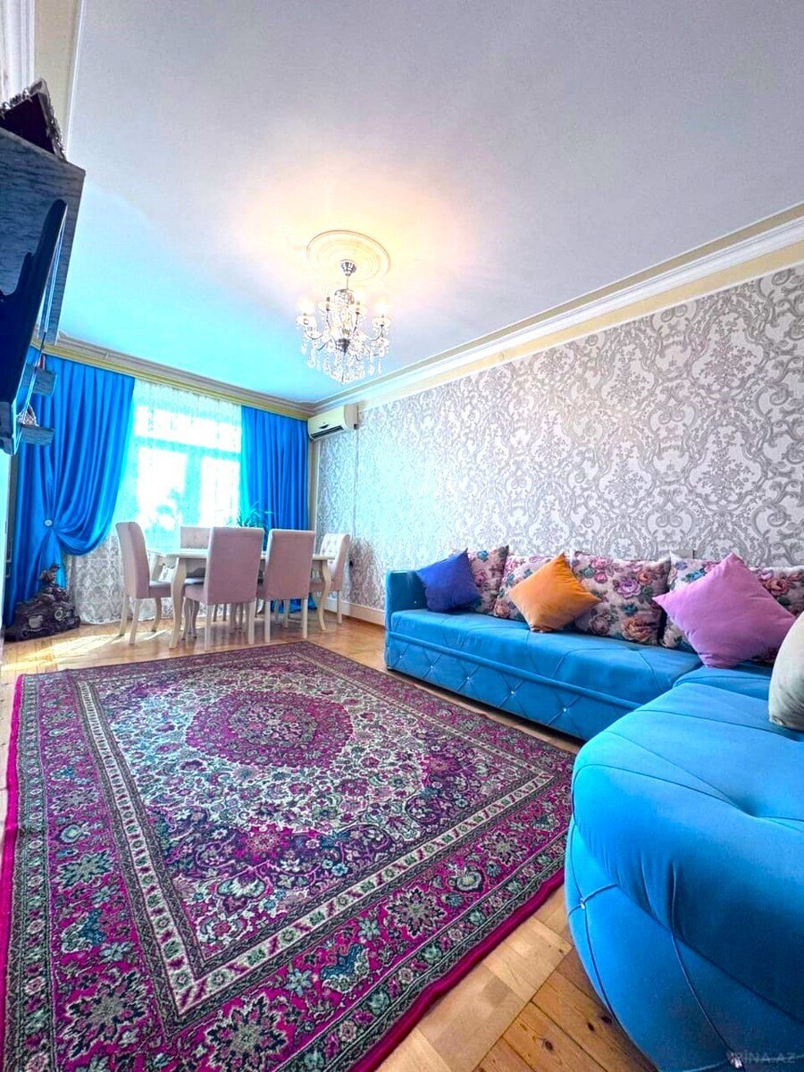 3 otaqlı Köhnə tikili, Yeni Günəşli q., Bakı