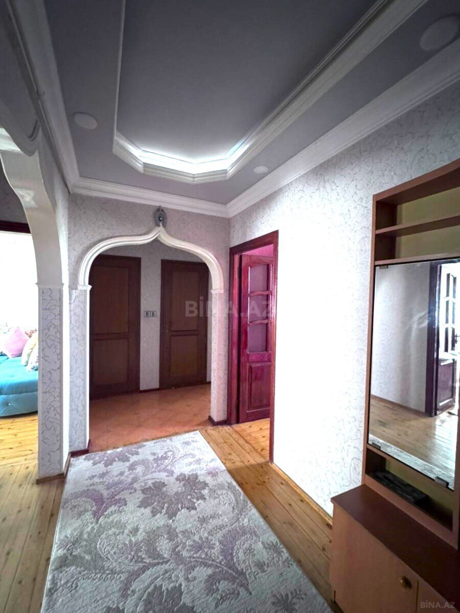 3 otaqlı Köhnə tikili, Yeni Günəşli q., Bakı
