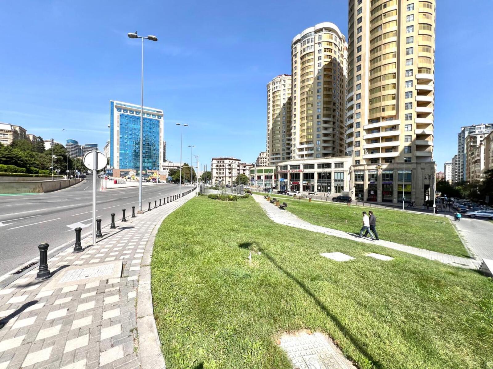 3 otaqlı Yeni tikili, Nizami m., Bakı