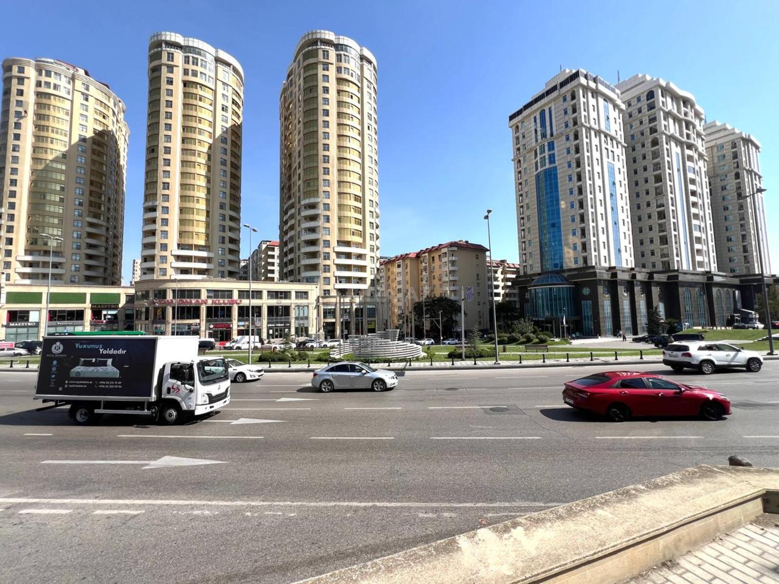 3 otaqlı Yeni tikili, Nizami m., Bakı