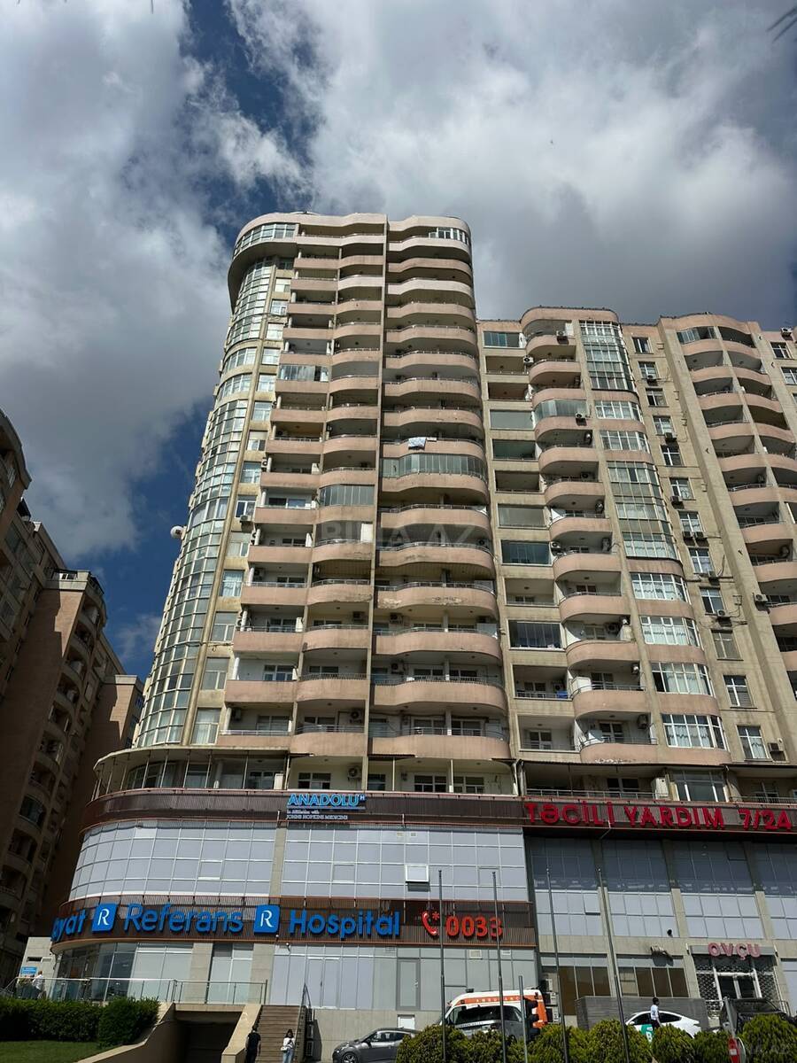 3 otaqlı Yeni tikili, Elmlər Akademiyası m., Bakı