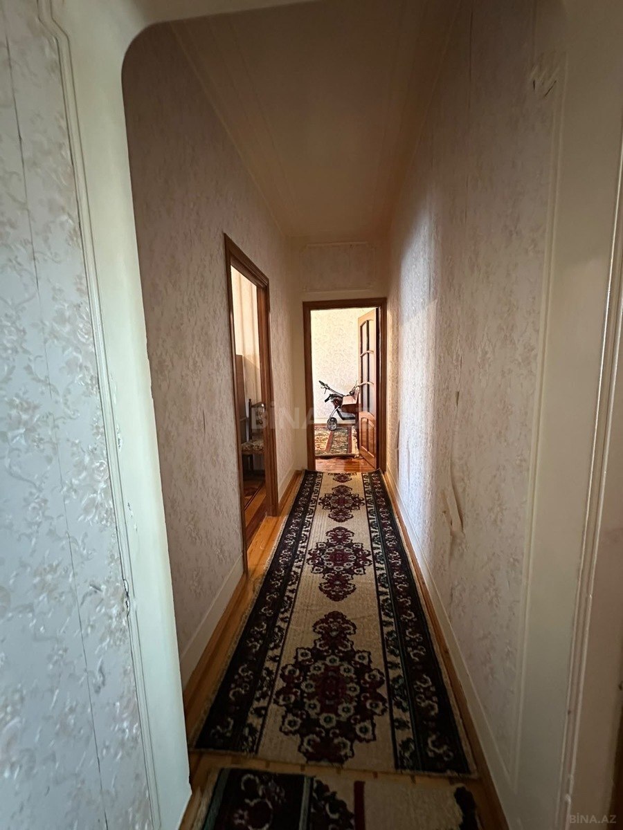 5 otaqlı Köhnə tikili, Əhmədli m., Bakı