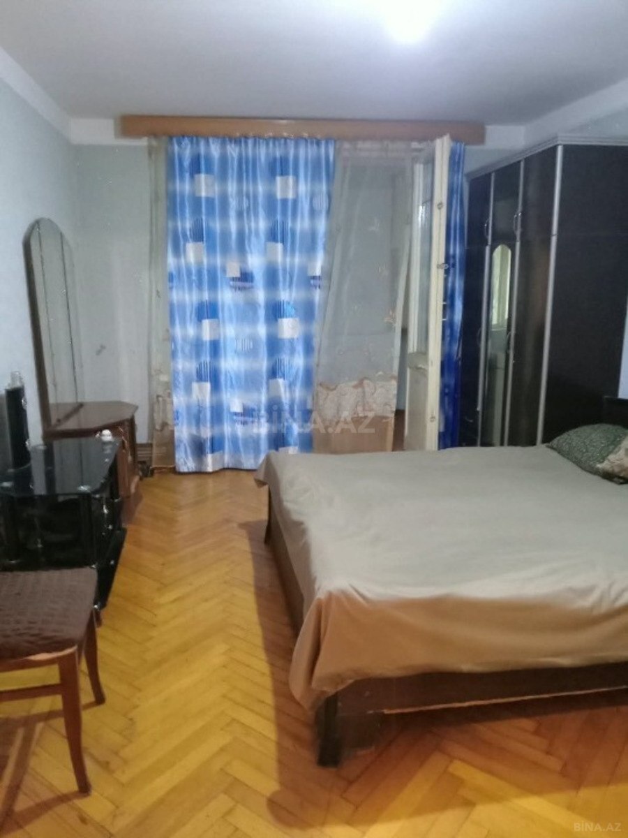 3 otaqlı Köhnə tikili, İnşaatçılar m., Bakı