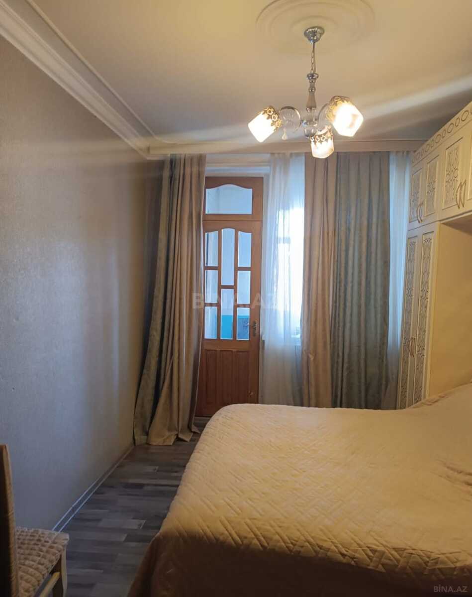 3 otaqlı Köhnə tikili, Sumqayıt