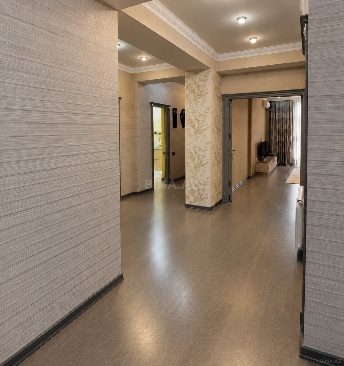 4 otaqlı Yeni tikili, Elmlər Akademiyası m., Bakı