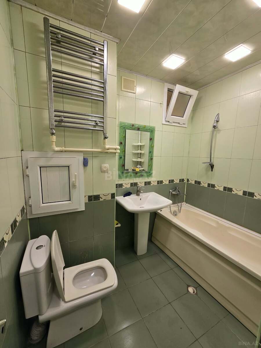 2 otaqlı Köhnə tikili, Memar Əcəmi m., Bakı