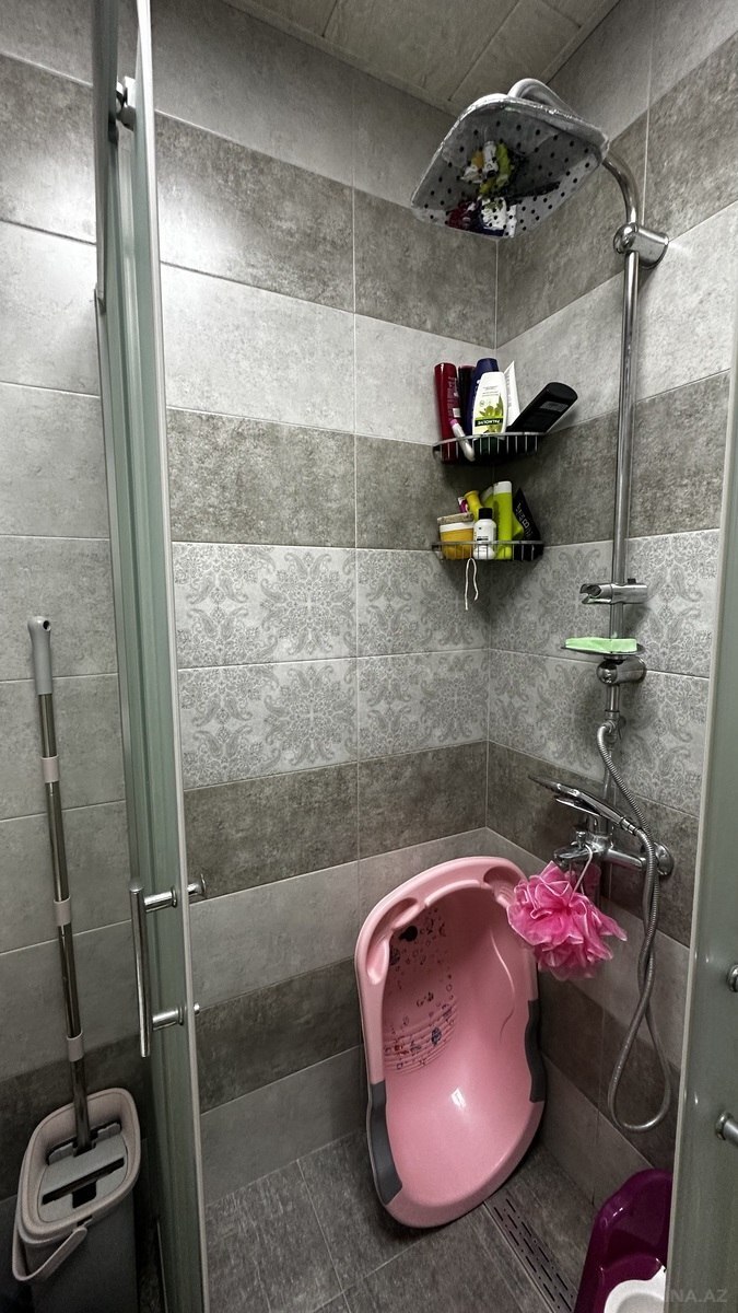 2 otaqlı Köhnə tikili, Memar Əcəmi m., Bakı