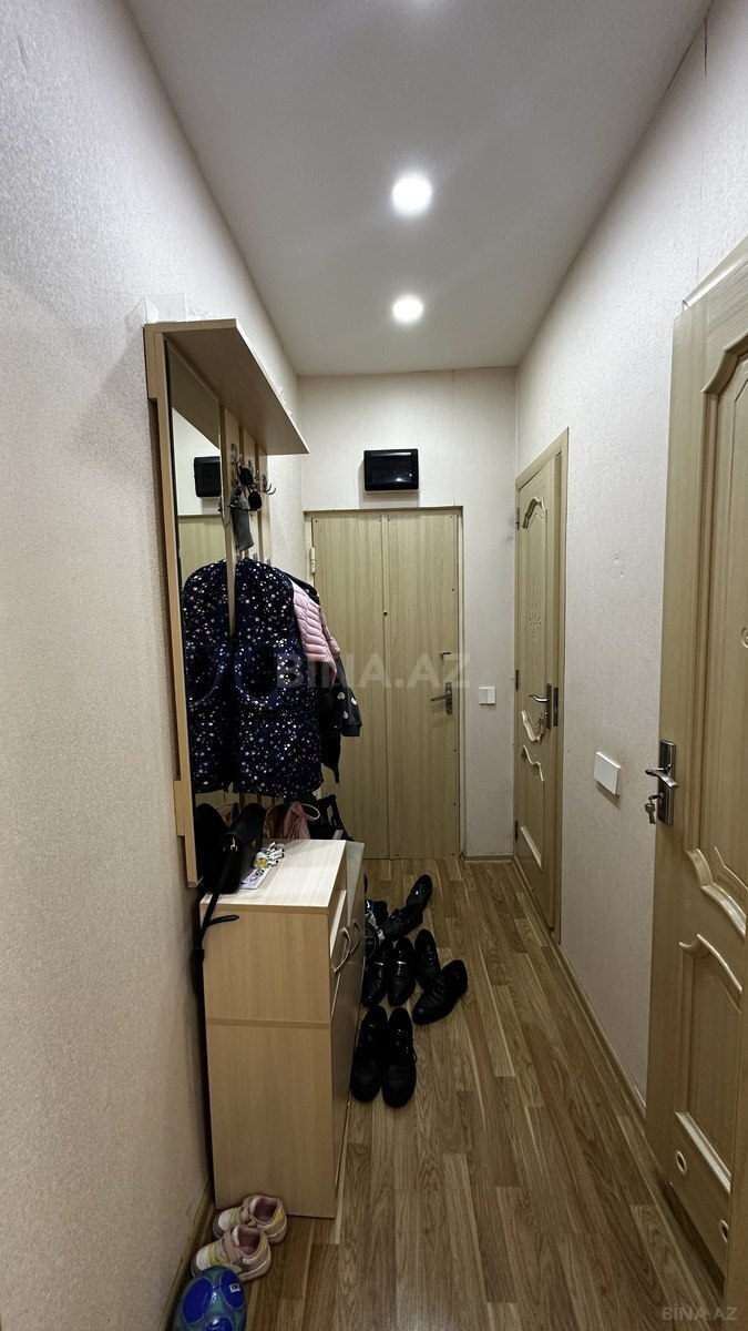 2 otaqlı Köhnə tikili, Memar Əcəmi m., Bakı