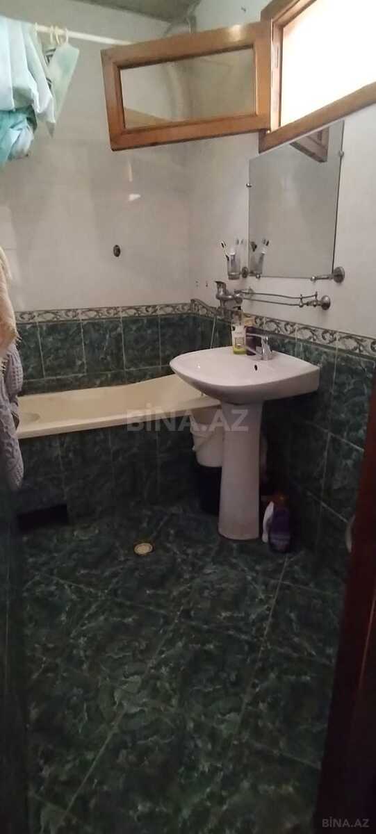 2 otaqlı Köhnə tikili, Bakıxanov q., Bakı