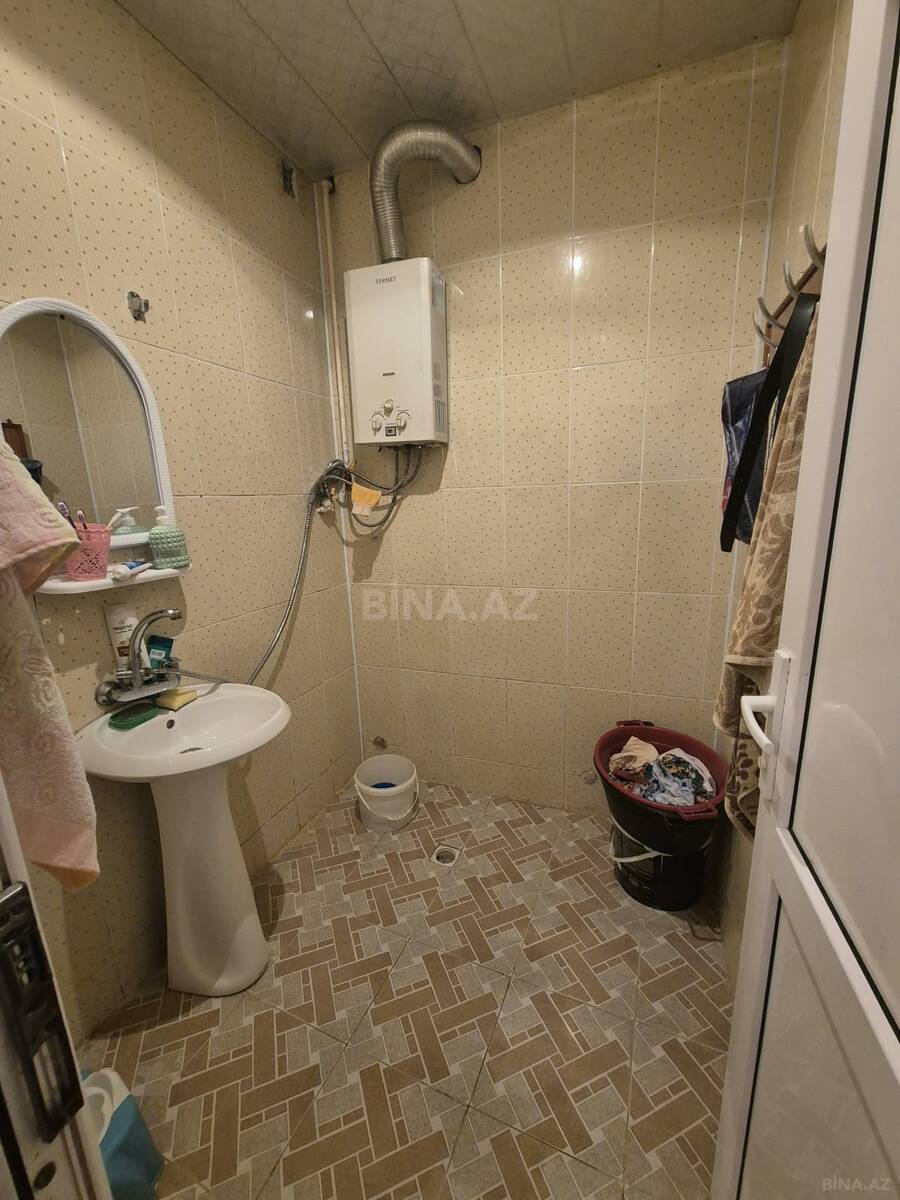 2 otaqlı Köhnə tikili, Memar Əcəmi m., Bakı