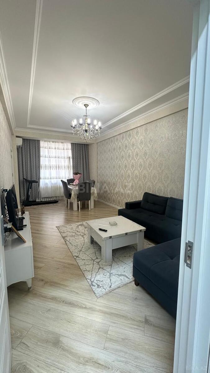 3 otaqlı Yeni tikili, Xırdalan