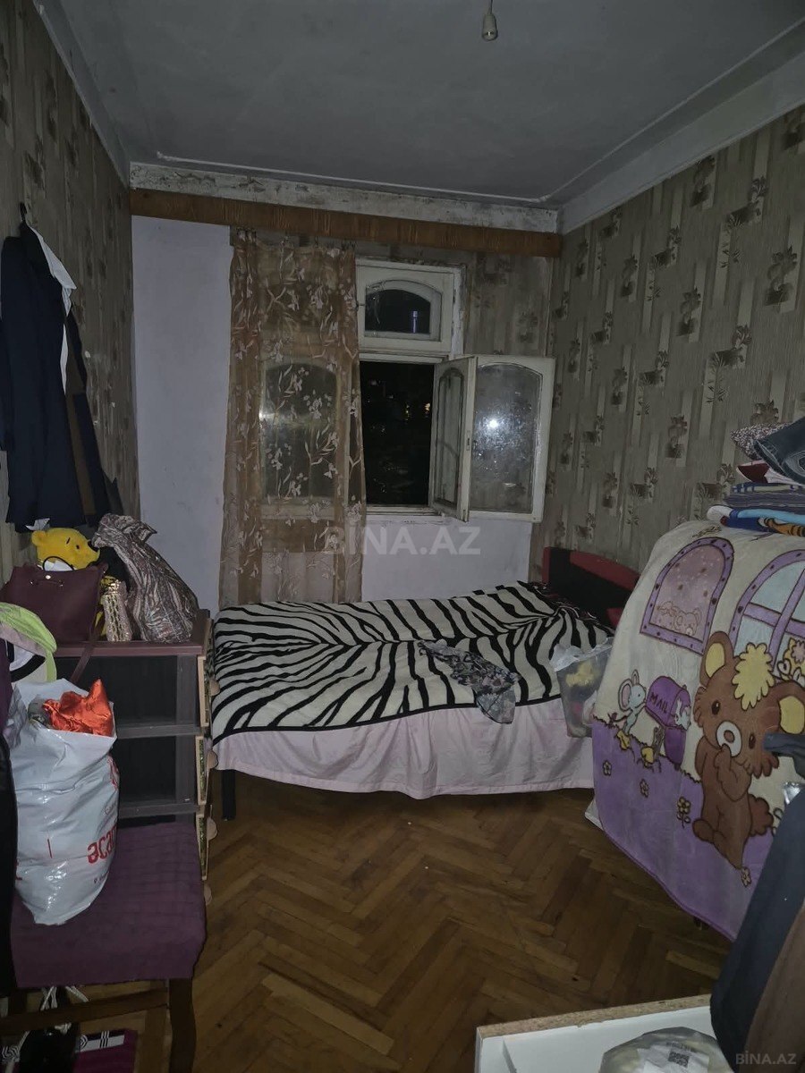 2 otaqlı Köhnə tikili, Memar Əcəmi m., Bakı
