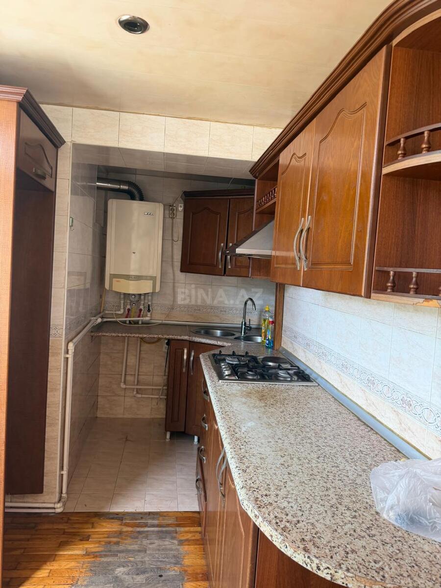 3 otaqlı Köhnə tikili, İnşaatçılar m., Bakı