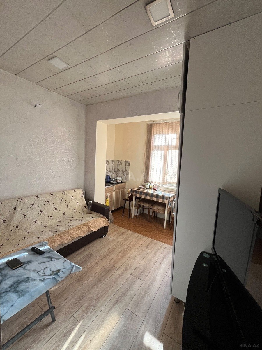 3 otaqlı Köhnə tikili, Əhmədli m., Bakı