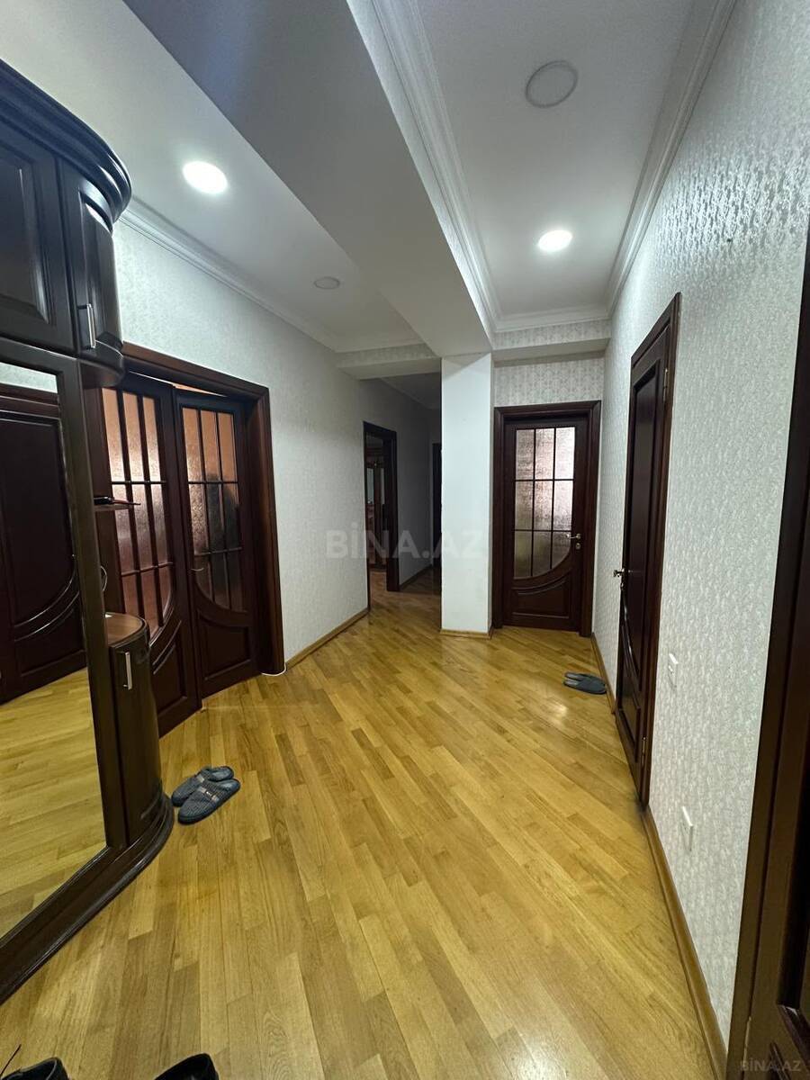 3 otaqlı Yeni tikili, Nizami m., Bakı