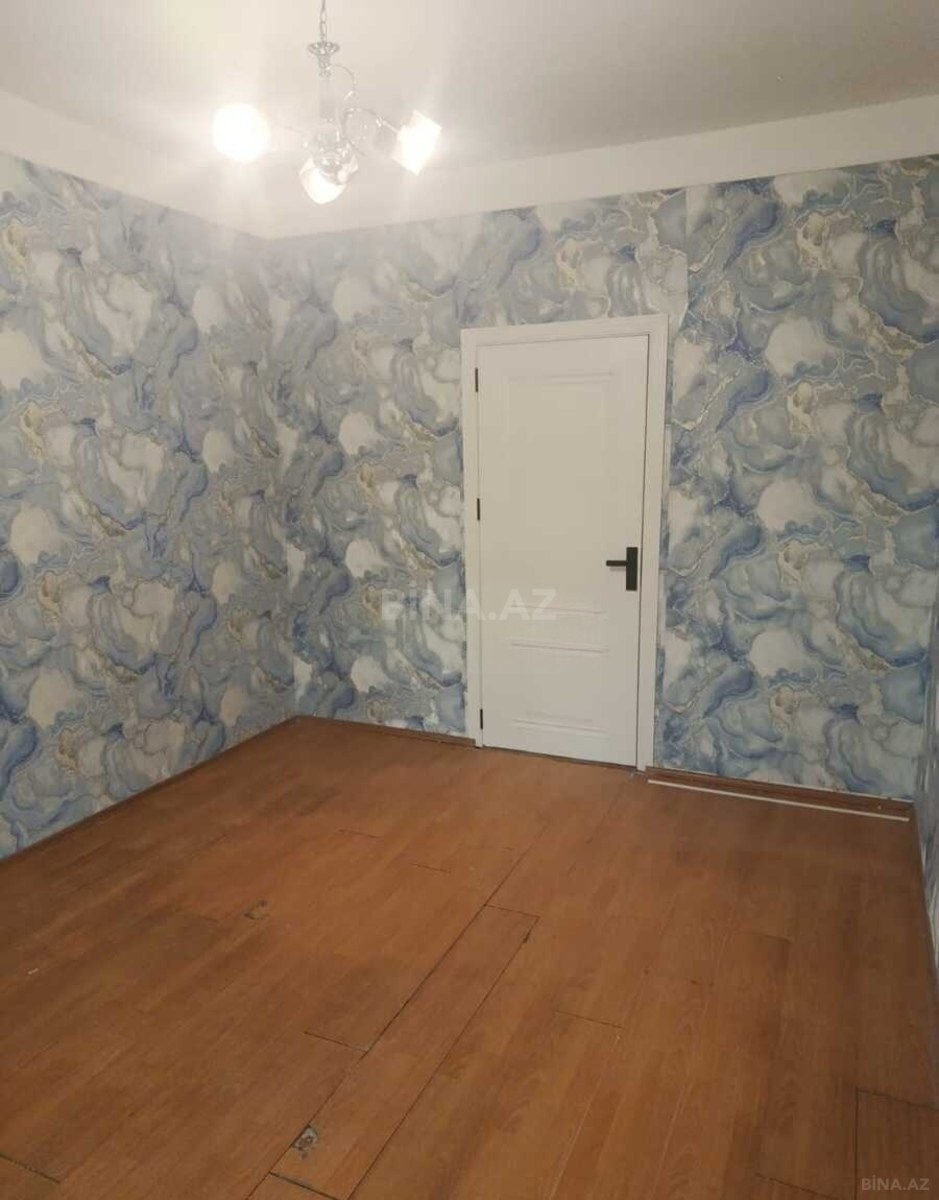 3 otaqlı Köhnə tikili, Qara Qarayev m., Bakı