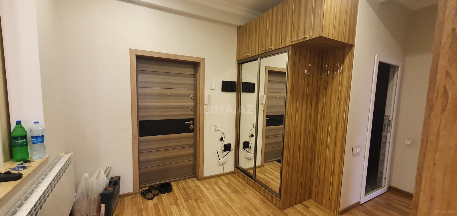 3 otaqlı Yeni tikili, İnşaatçılar m., Bakı