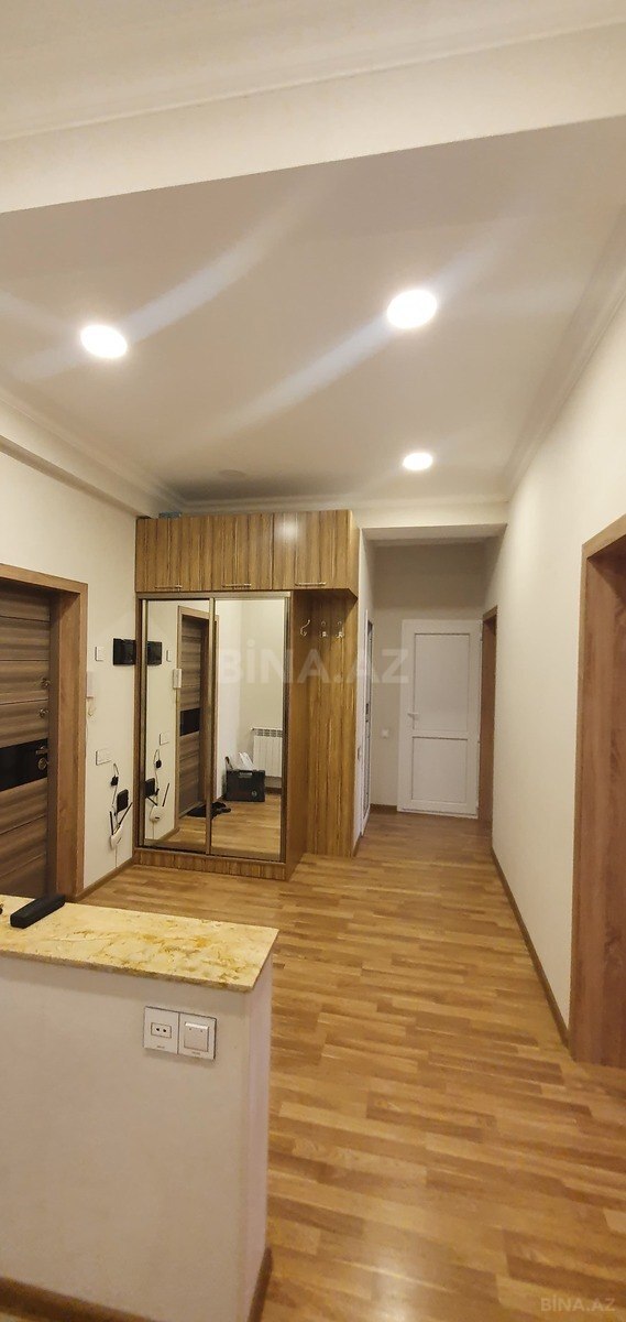 3 otaqlı Yeni tikili, İnşaatçılar m., Bakı