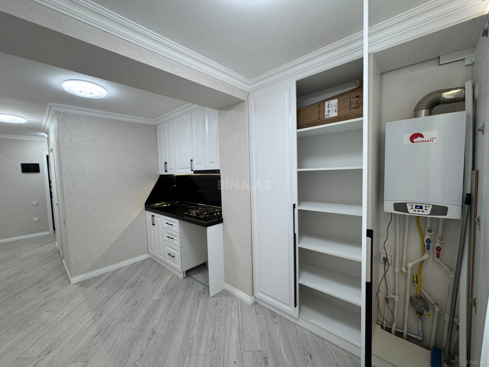 2 otaqlı Köhnə tikili, İnşaatçılar m., Bakı