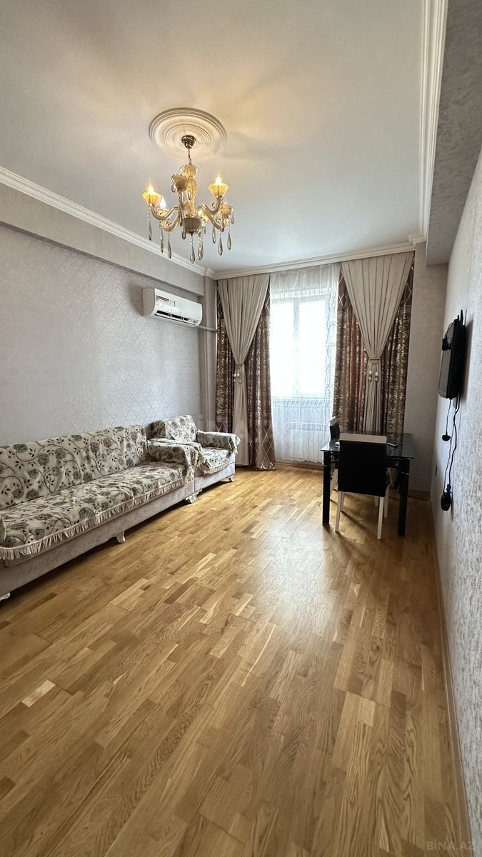 2 otaqlı Yeni tikili, Xırdalan