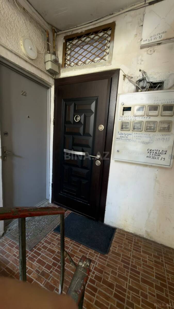 3 otaqlı Köhnə tikili, Memar Əcəmi m., Bakı