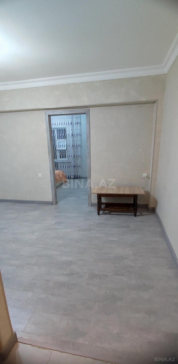 2 otaqlı Köhnə tikili, Elmlər Akademiyası m., Bakı