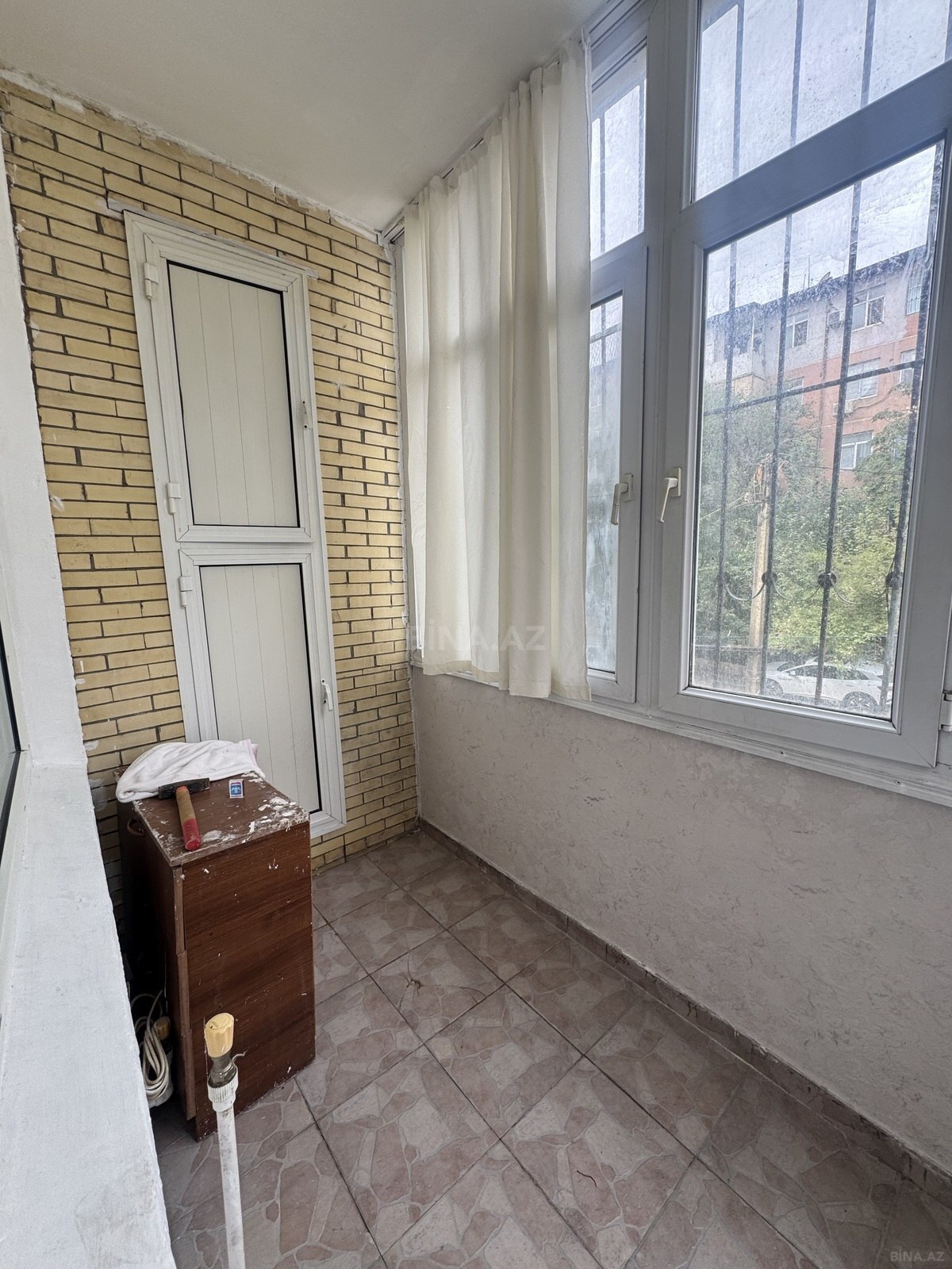 2 otaqlı Köhnə tikili, Memar Əcəmi m., Bakı