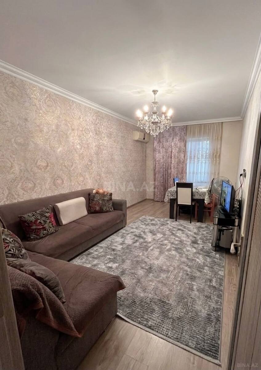 3 otaqlı Köhnə tikili, Yeni Günəşli q., Bakı