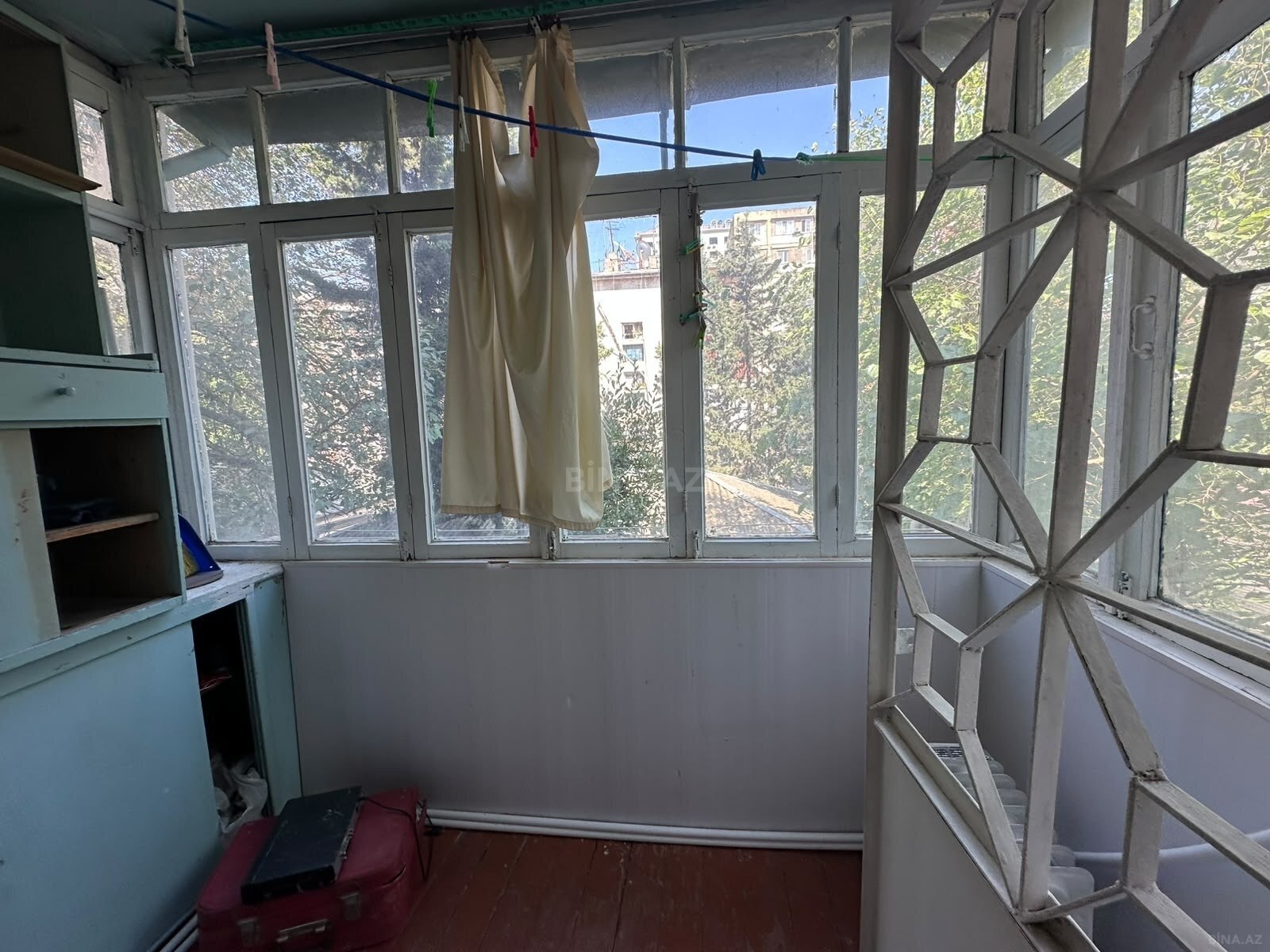 2 otaqlı Köhnə tikili, Elmlər Akademiyası m., Bakı