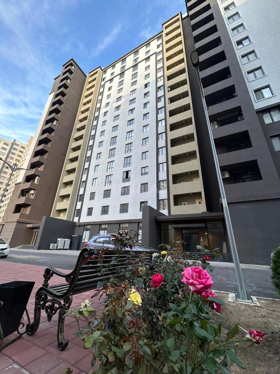 3 otaqlı Yeni tikili, Şah İsmayıl Xətai m., Bakı