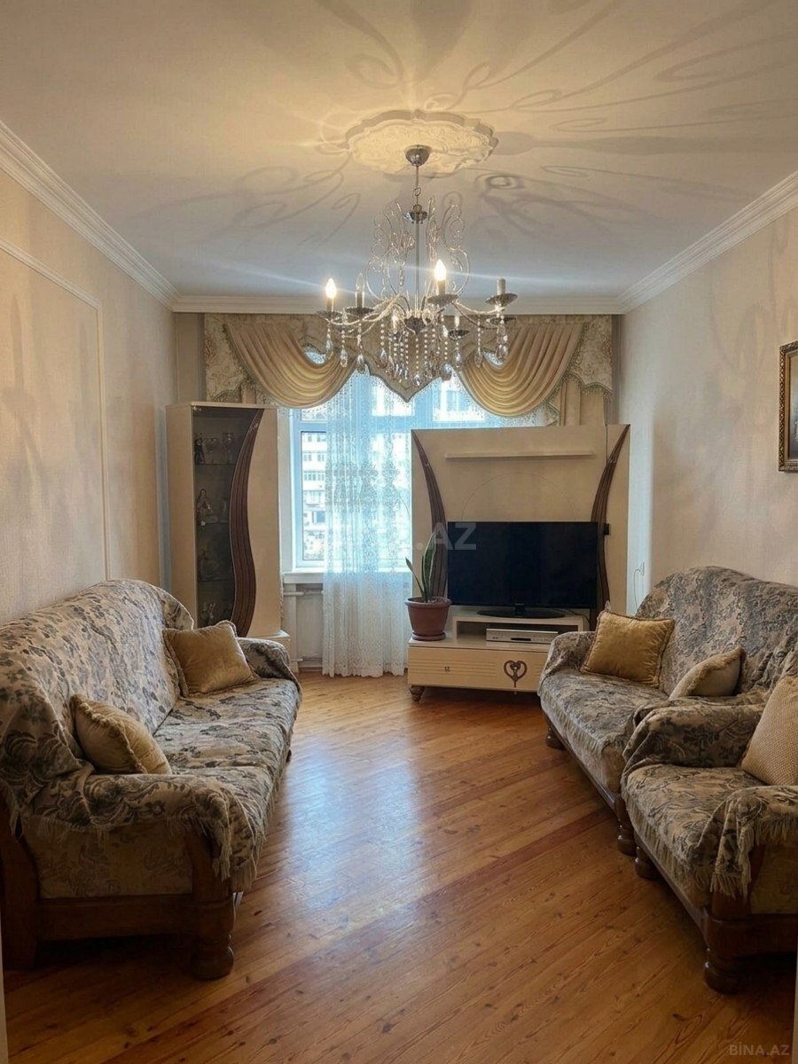 3 otaqlı Köhnə tikili, Xətai r., Bakı