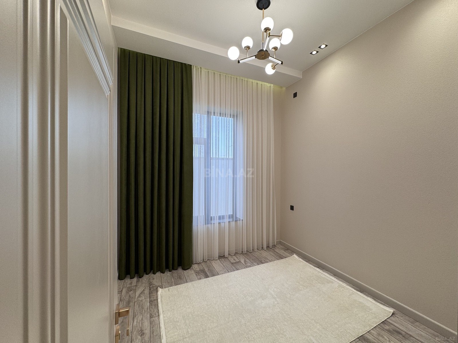 4 otaqlı Həyət evi/Bağ evi, Şüvəlan q., Bakı