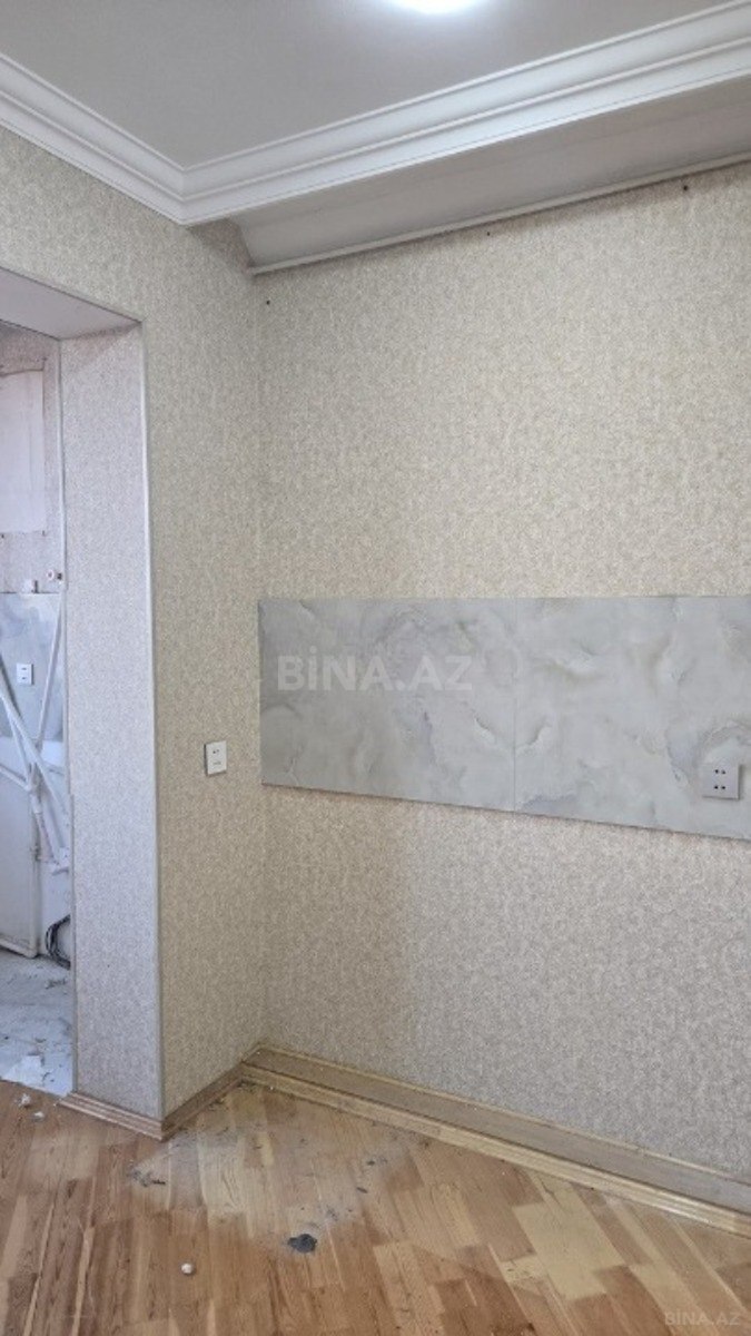 3 otaqlı Köhnə tikili, Azadlıq Prospekti m., Bakı