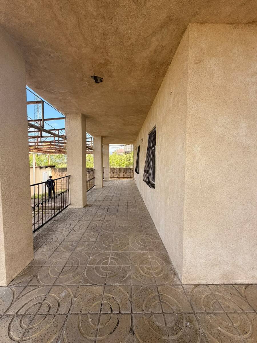 9 otaqlı Həyət evi/Bağ evi, Şamaxı