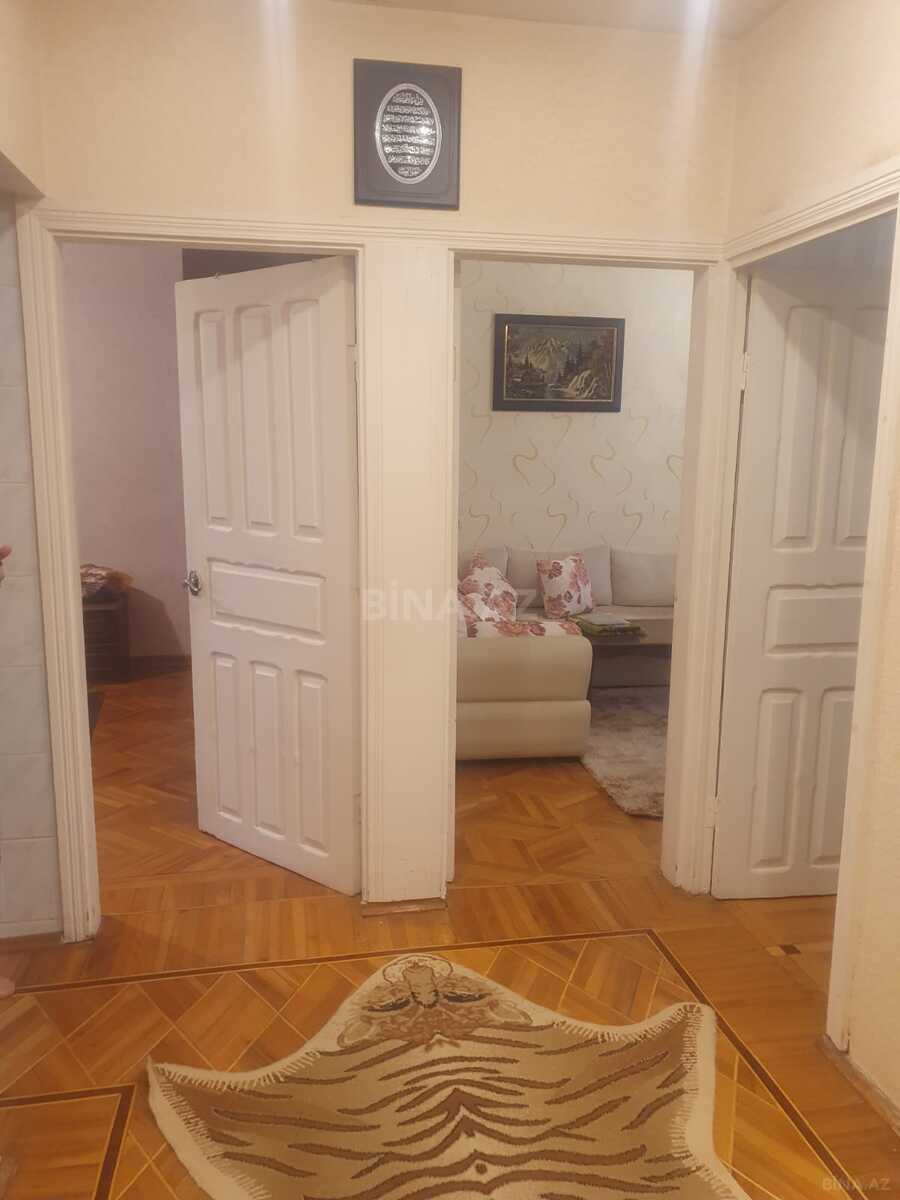 3 otaqlı Köhnə tikili, Azadlıq Prospekti m., Bakı
