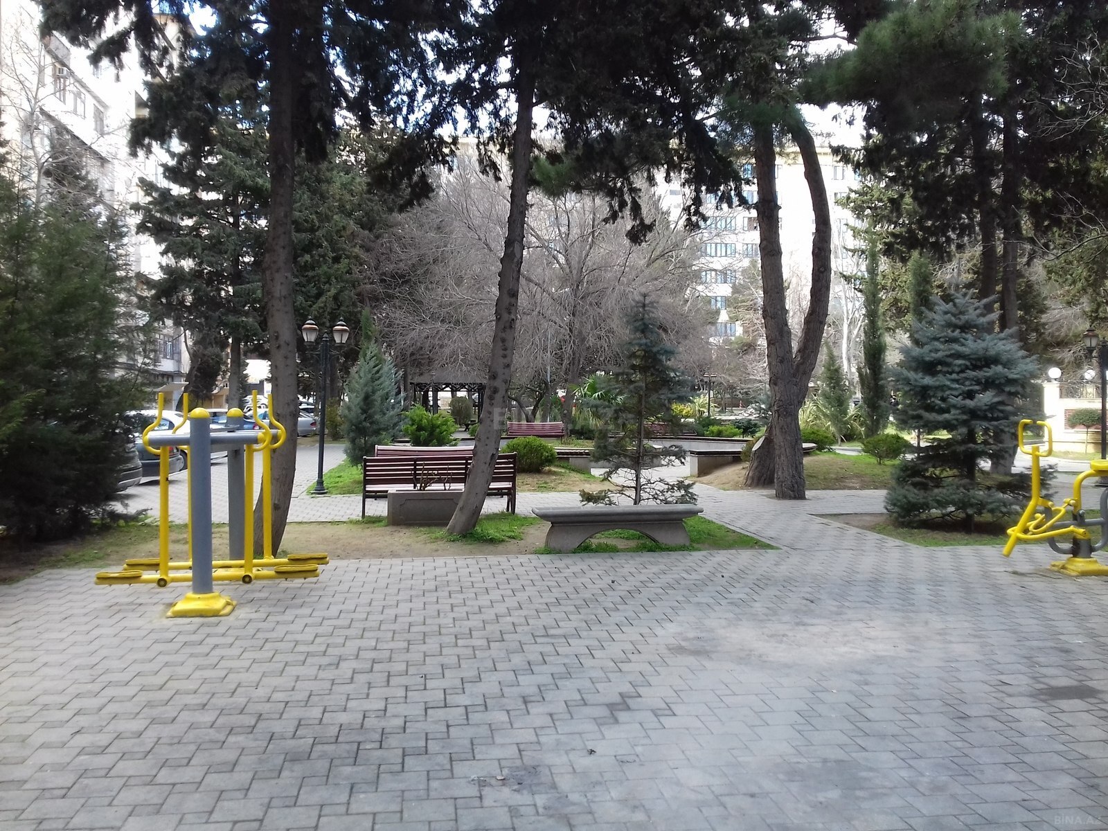 3 otaqlı Köhnə tikili, Azadlıq Prospekti m., Bakı