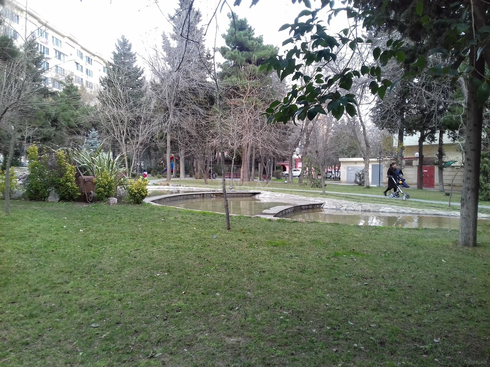 3 otaqlı Köhnə tikili, Azadlıq Prospekti m., Bakı